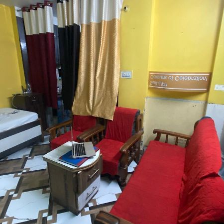 Awara Hostels & Dormitory Lucknow Eksteriør bilde