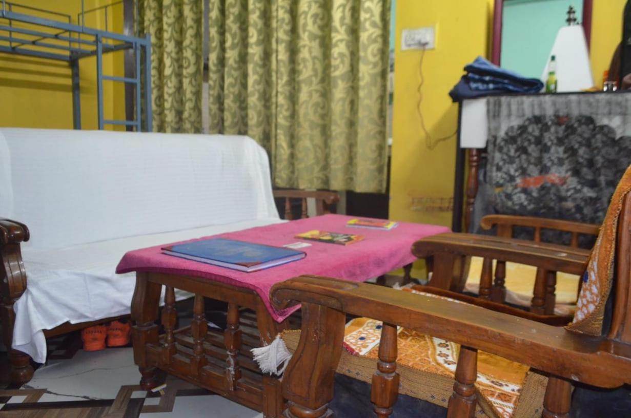 Awara Hostels & Dormitory Lucknow Eksteriør bilde